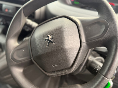2022 Peugeot Partner
