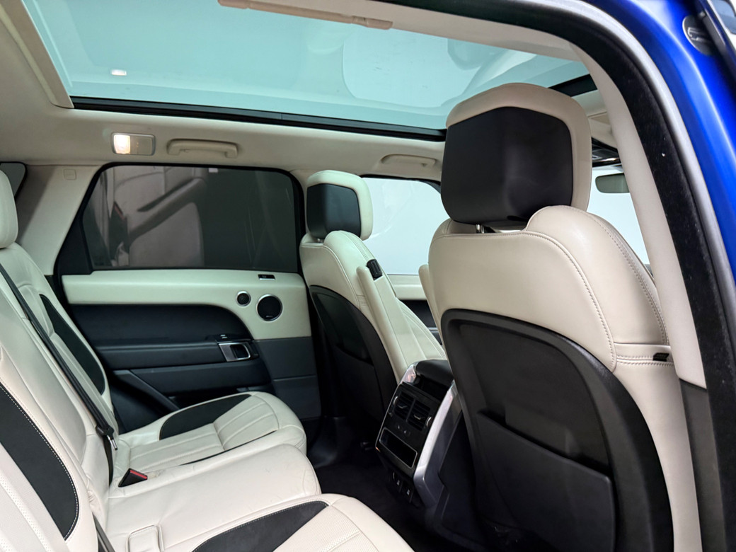 2020 Land Rover Range Rover Sport