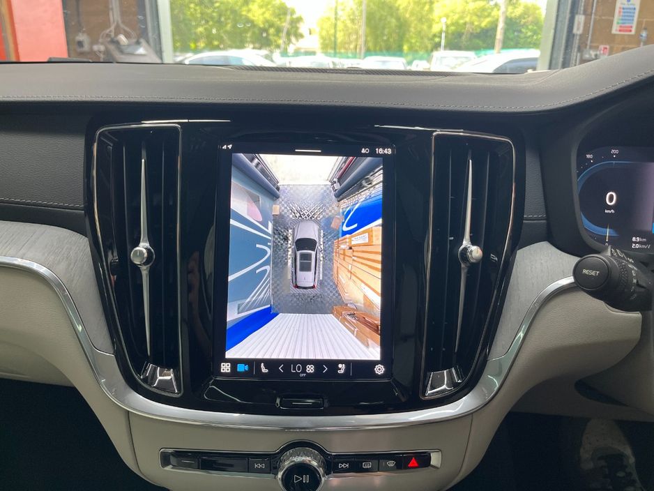 2024 Volvo V60