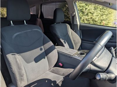 2014 Toyota Prius Alpha
