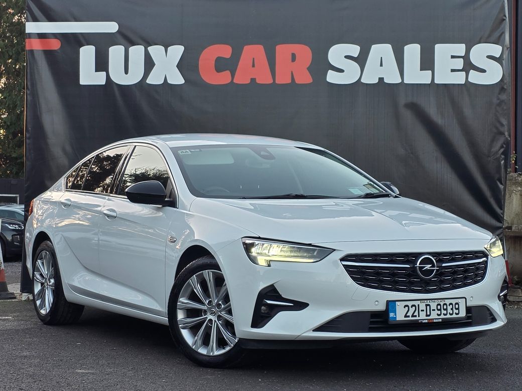 2022 Opel Insignia