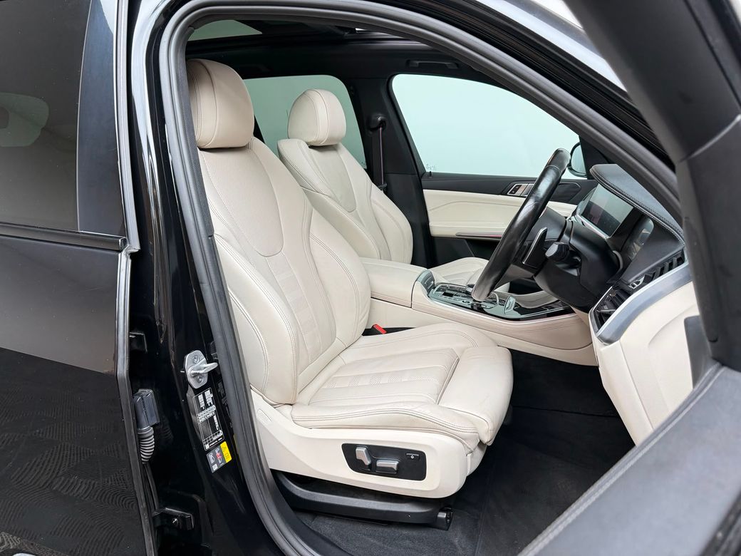 2022 BMW X5