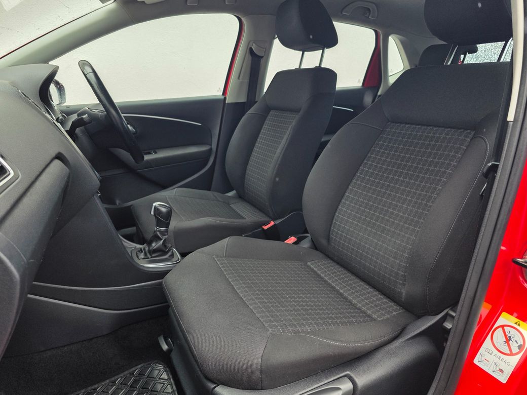 2015 Volkswagen Polo