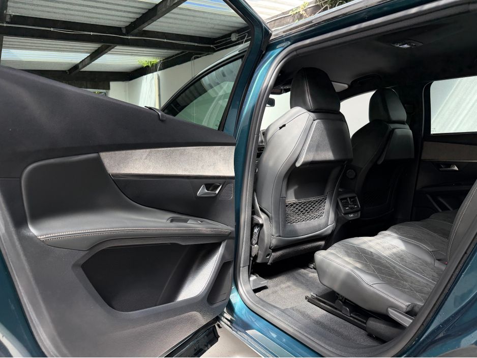2020 Peugeot 5008