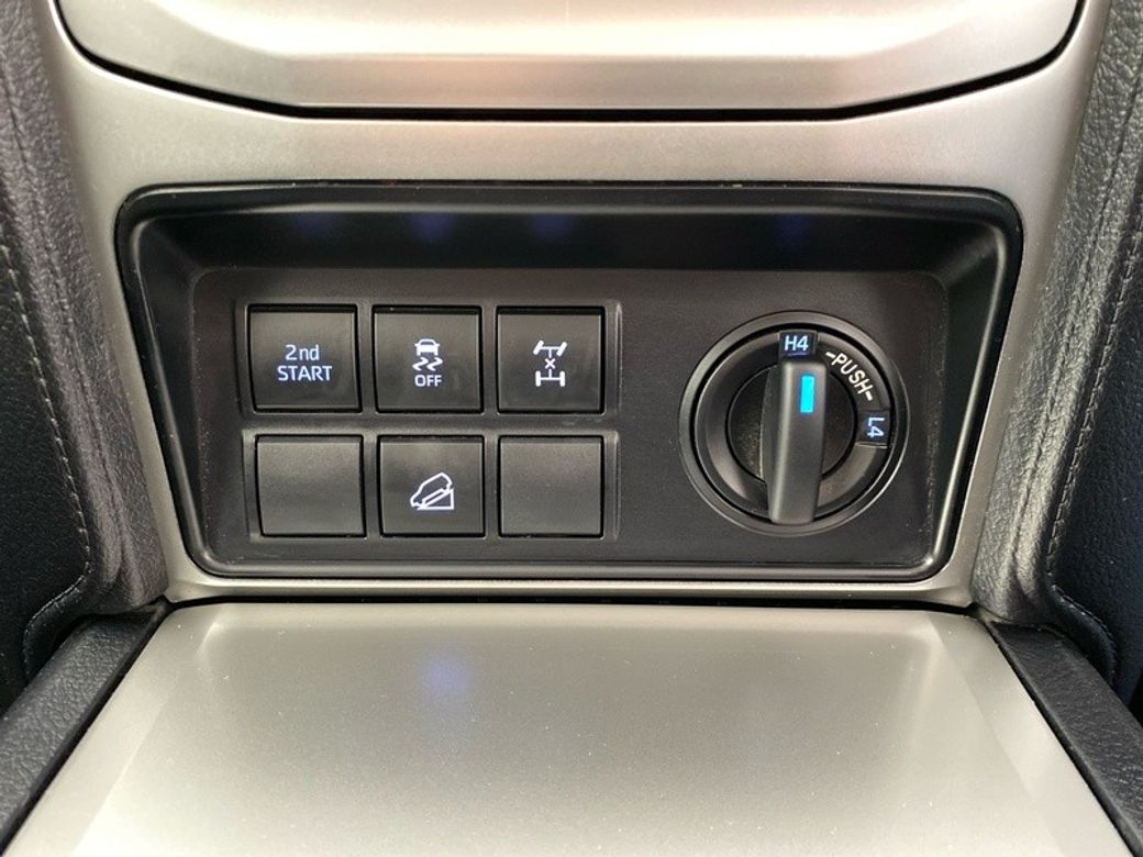 2022 Toyota Landcruiser