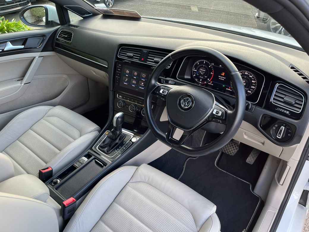 2020 Volkswagen Golf