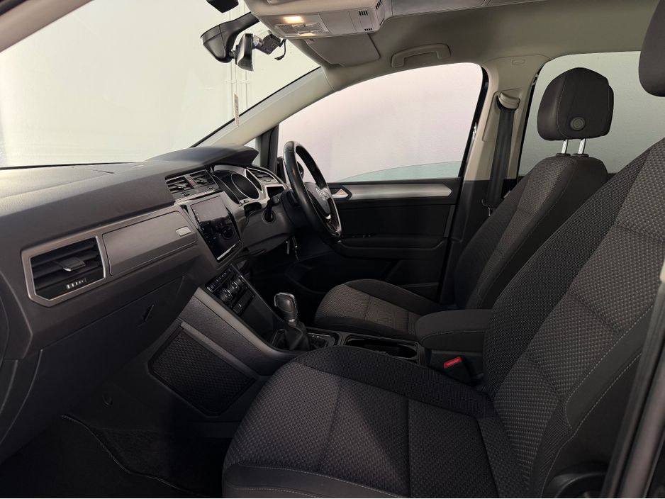 2018 Volkswagen Touran