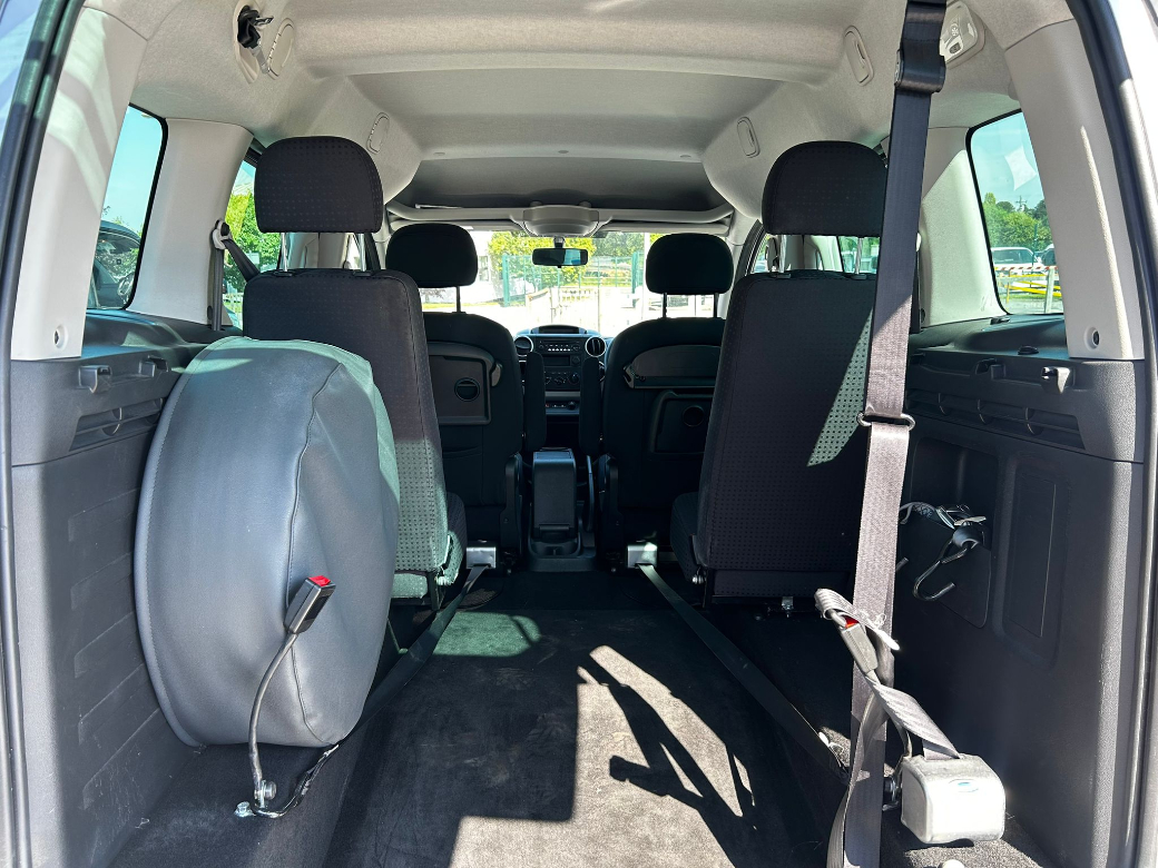 2017 Peugeot Partner Tepee