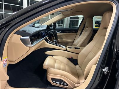 2018 Porsche Panamera