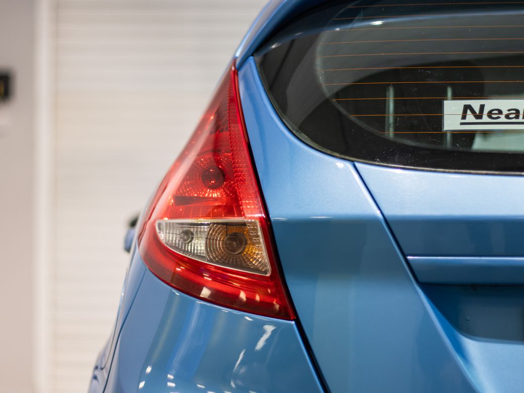 2011 Ford Fiesta