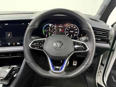 2024 Volkswagen Touareg