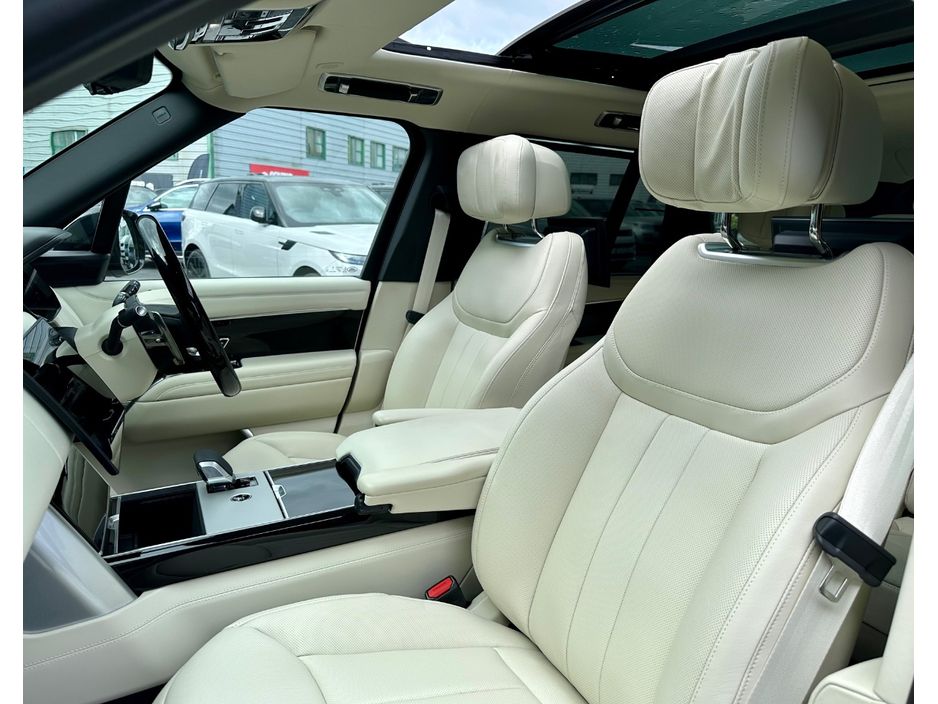 2026 Land Rover Range Rover