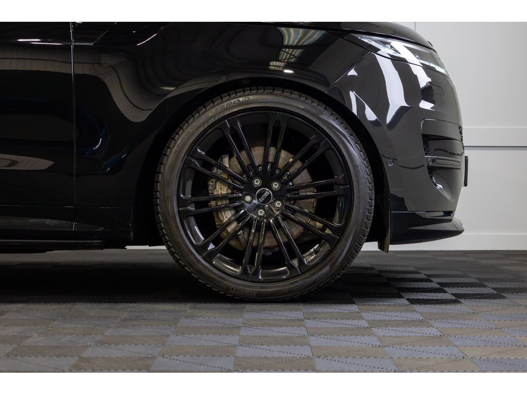 2025 Land Rover Range Rover Sport