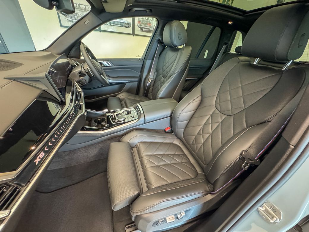 2025 BMW X5
