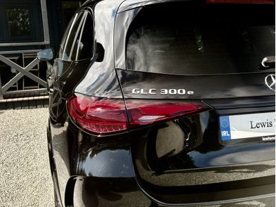 2025 Mercedes-Benz GLC Class