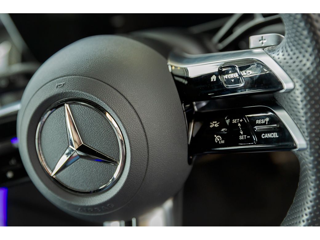 2025 Mercedes-Benz GLC Class