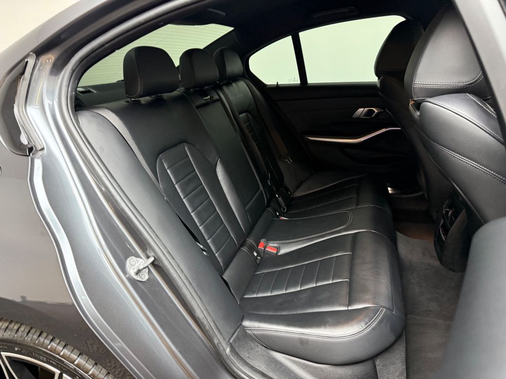 2021 BMW 3 Series