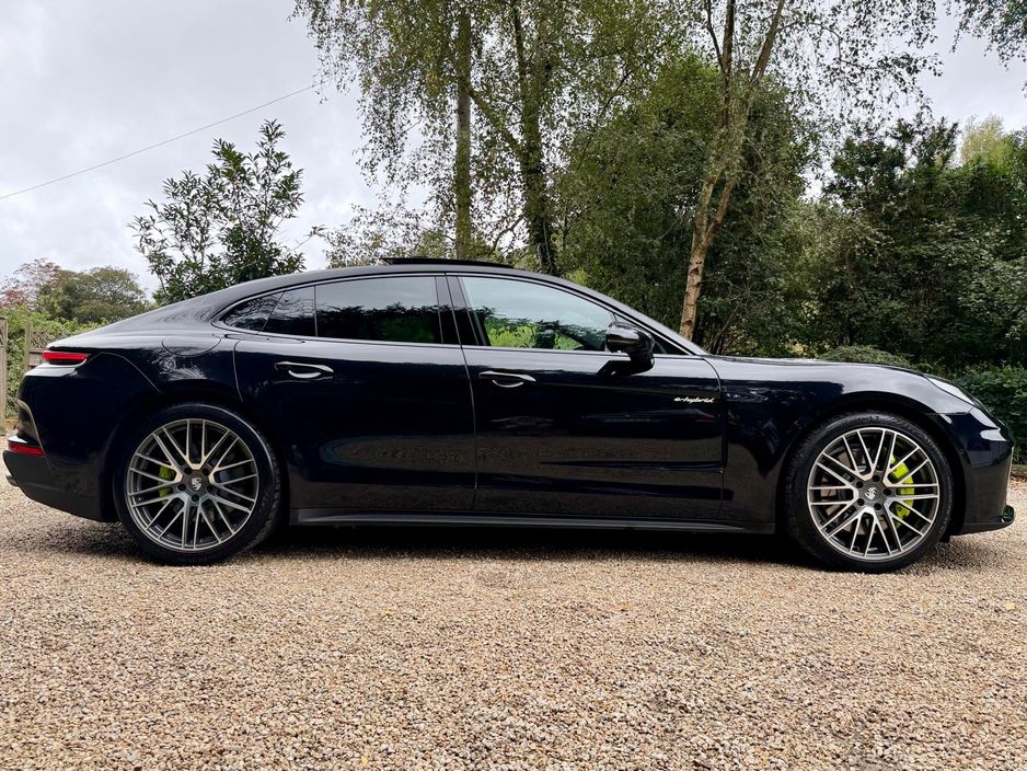 2025 Porsche Panamera