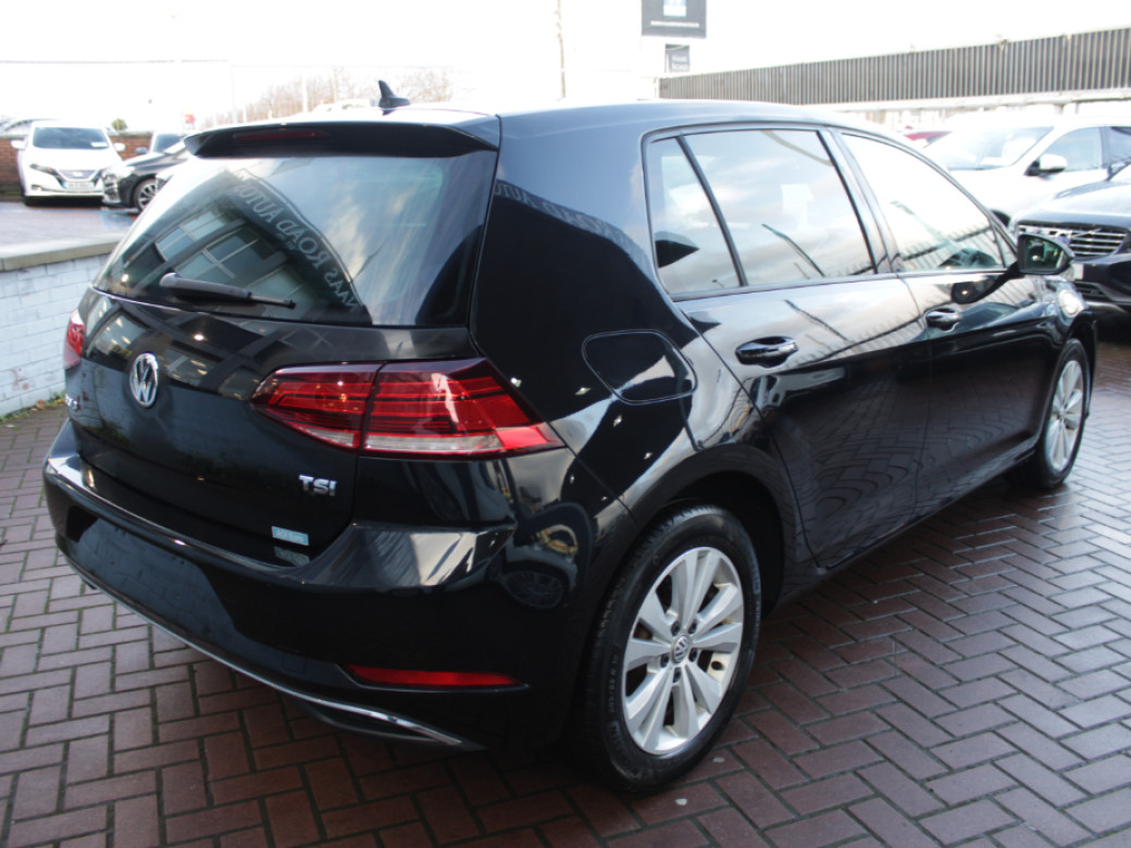 2017 Volkswagen Golf