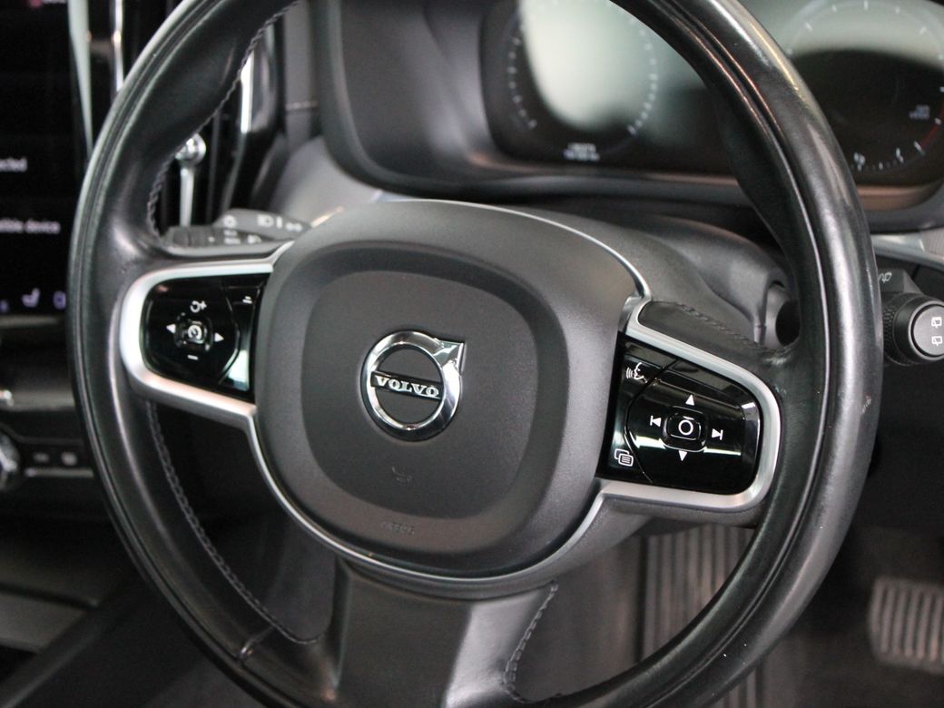 2021 Volvo XC60