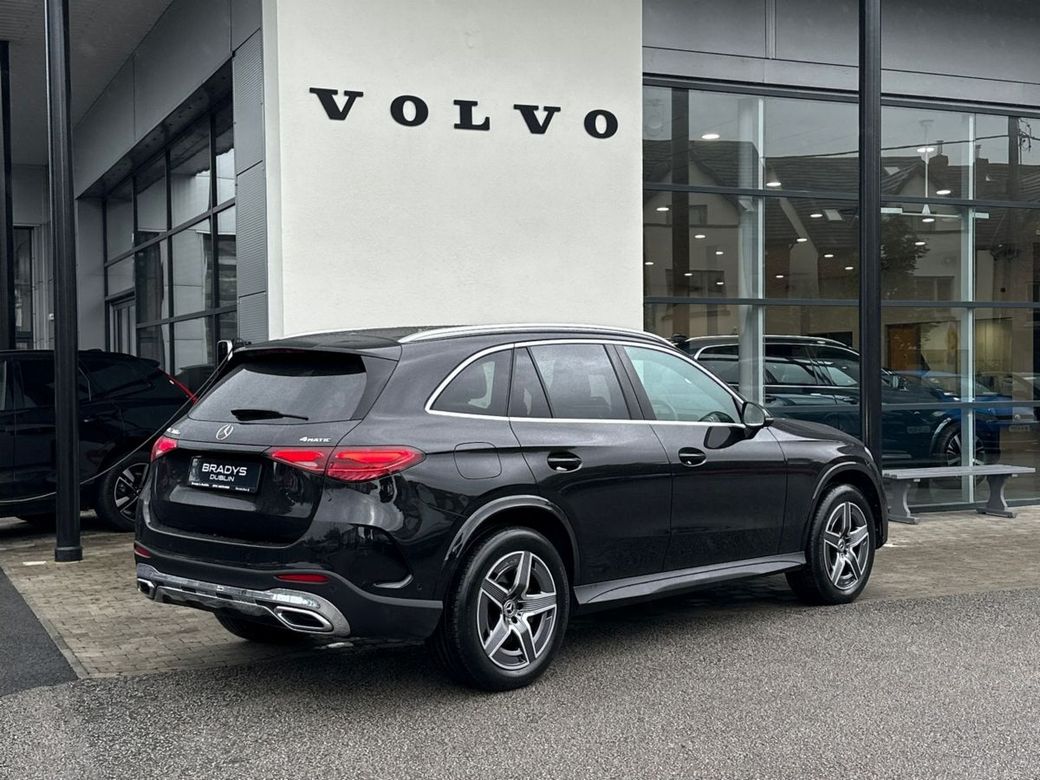 2025 Mercedes-Benz GLC Class