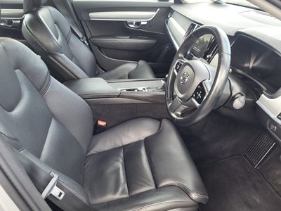 2021 Volvo S90