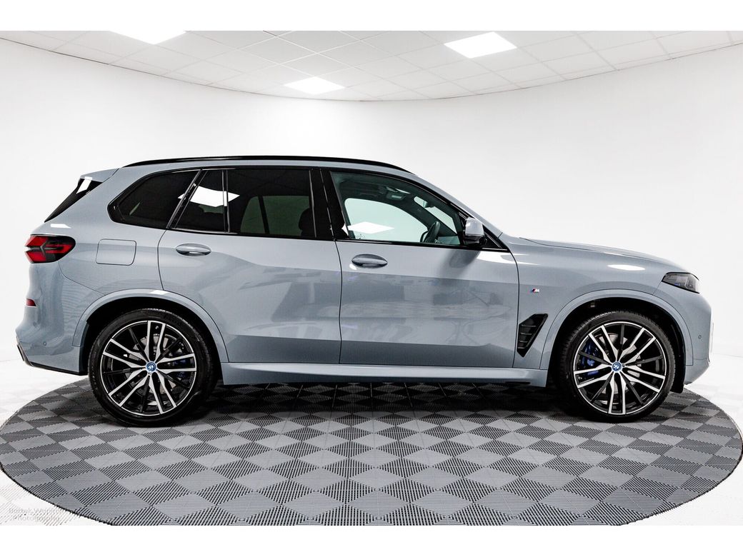 2025 BMW X5
