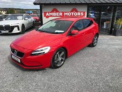 2018 Volvo V40