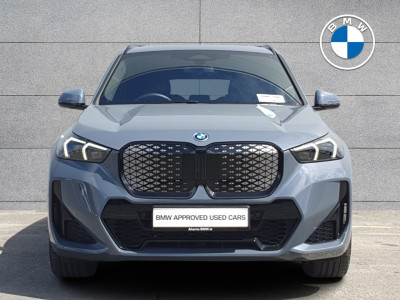 2025 BMW iX