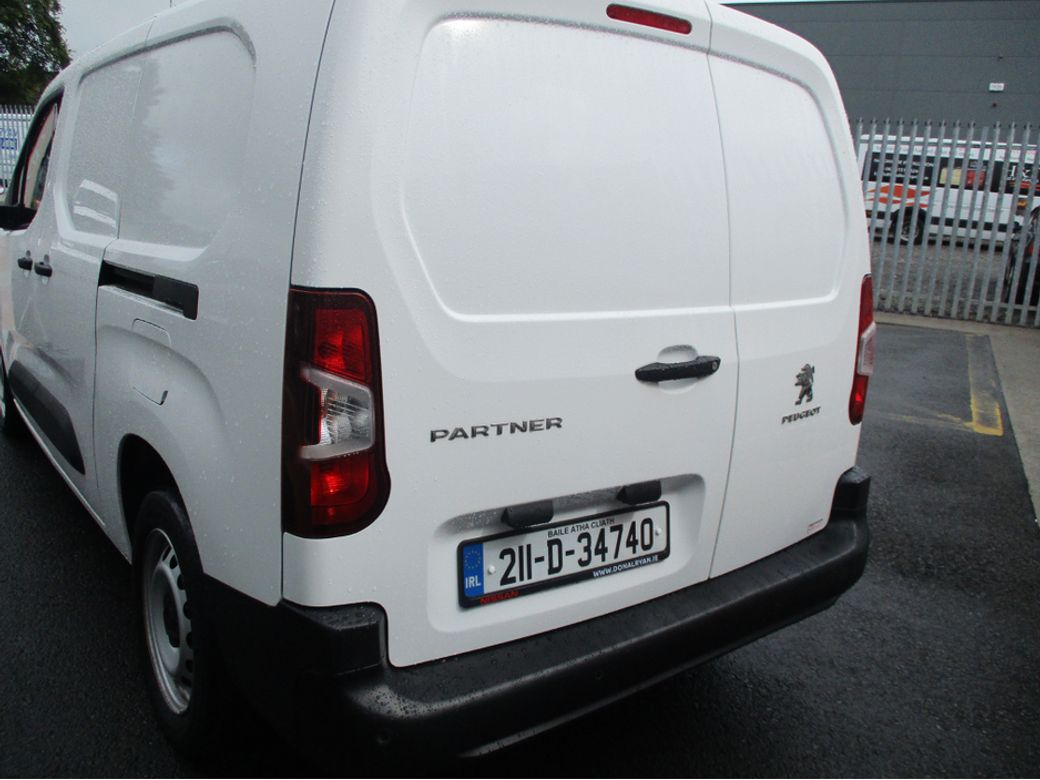 2021 Peugeot Partner