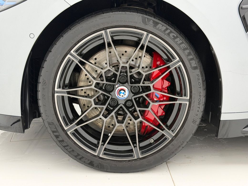 2023 BMW M3