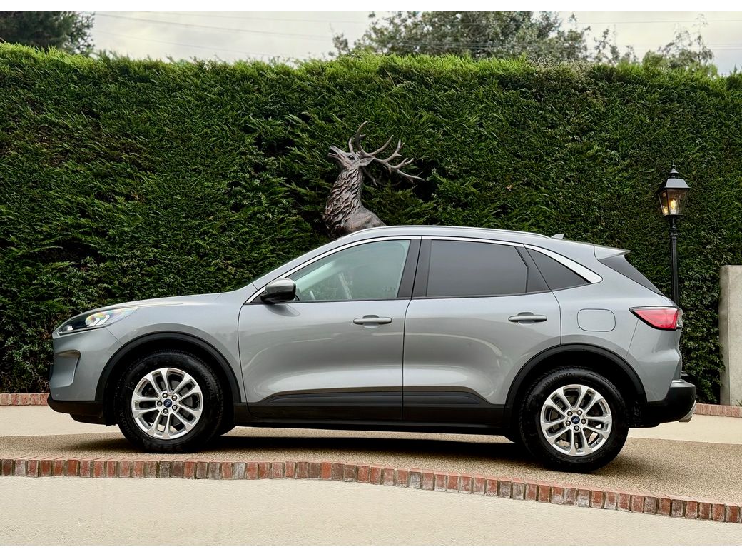 2022 Ford Kuga