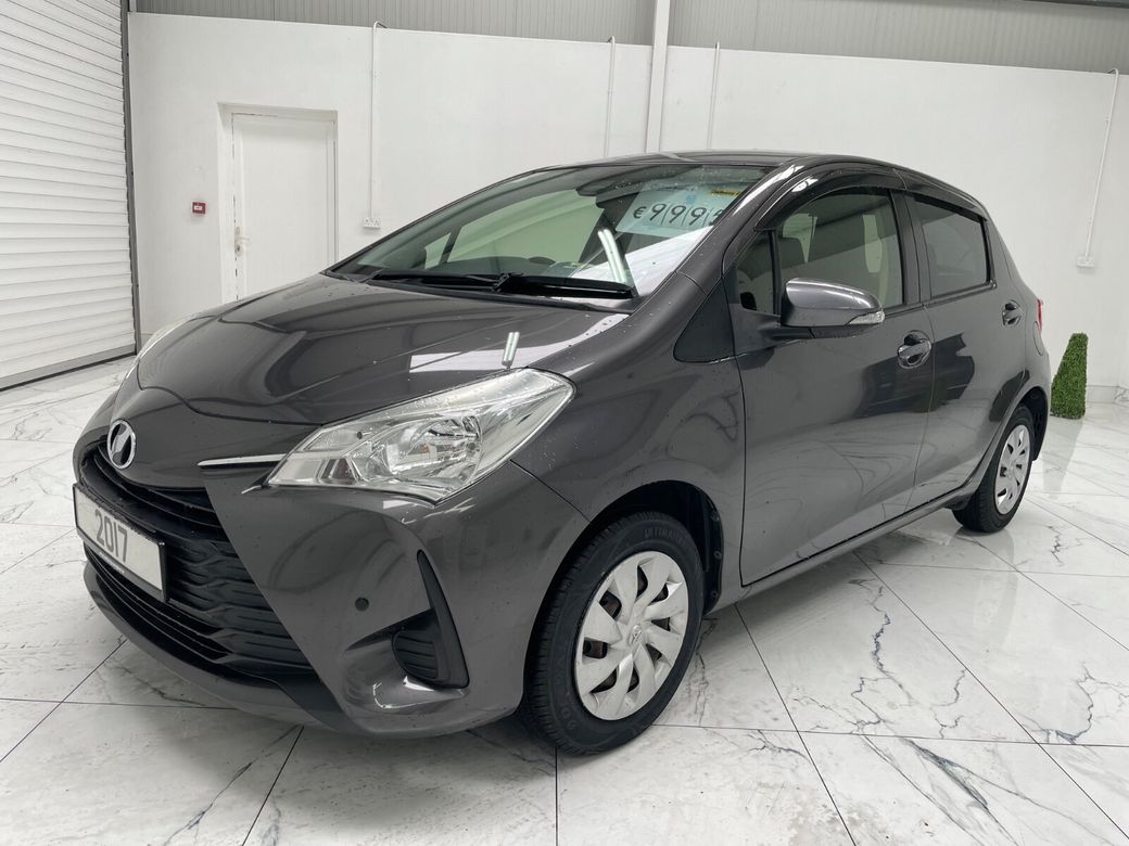 2017 Toyota Vitz