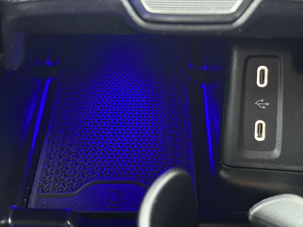 2025 Mercedes-Benz GLC Class