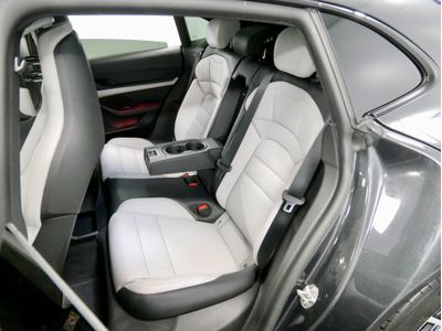 2023 Porsche Taycan