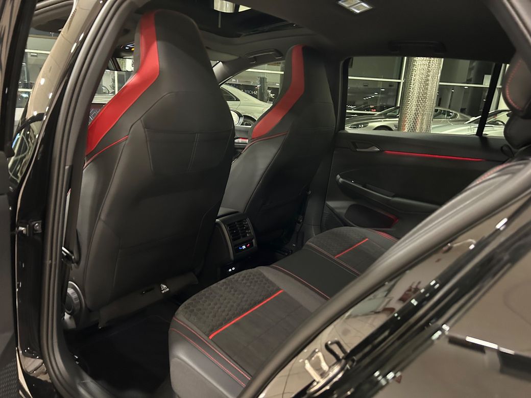 2025 Volkswagen Golf