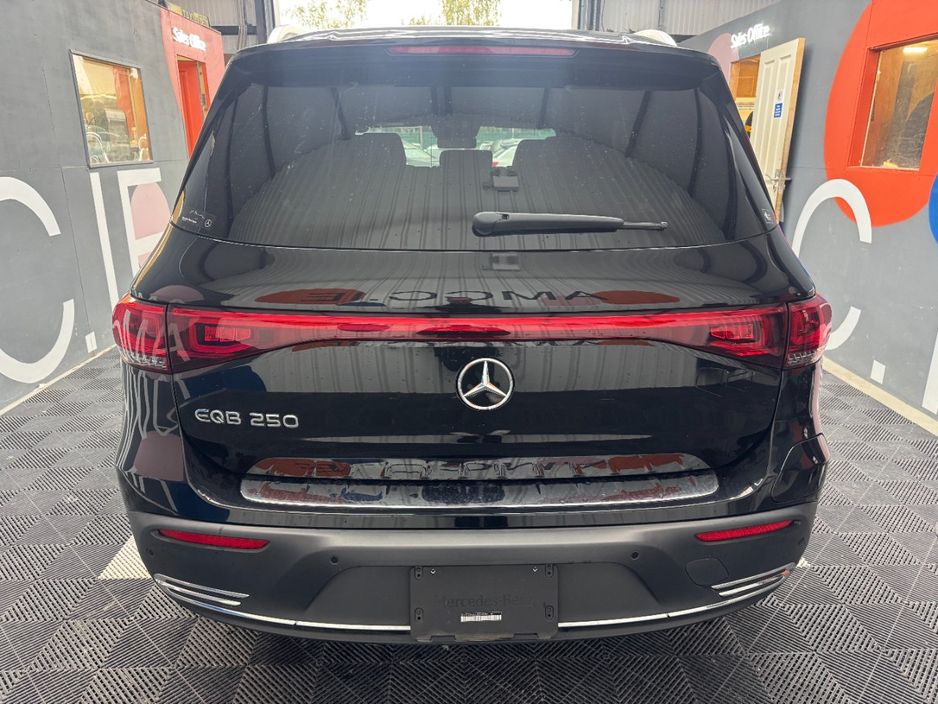 2023 Mercedes-Benz EQB