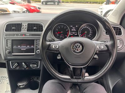2015 Volkswagen Polo