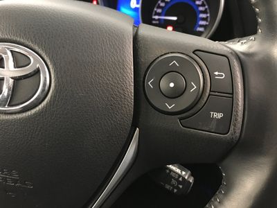 2016 Toyota Auris