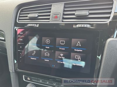 2017 Volkswagen Golf