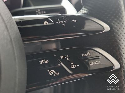 2024 Mercedes-Benz GLC Class