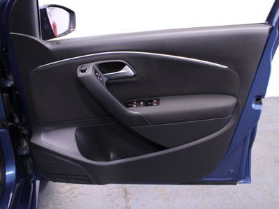 2017 Volkswagen Polo