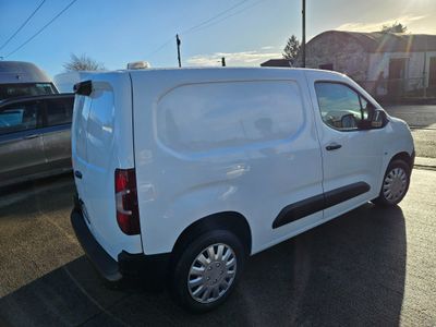 2020 Peugeot Partner