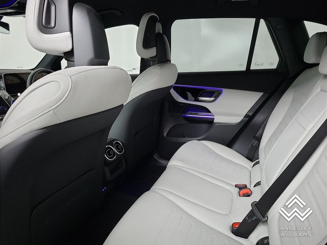 2024 Mercedes-Benz GLC Class