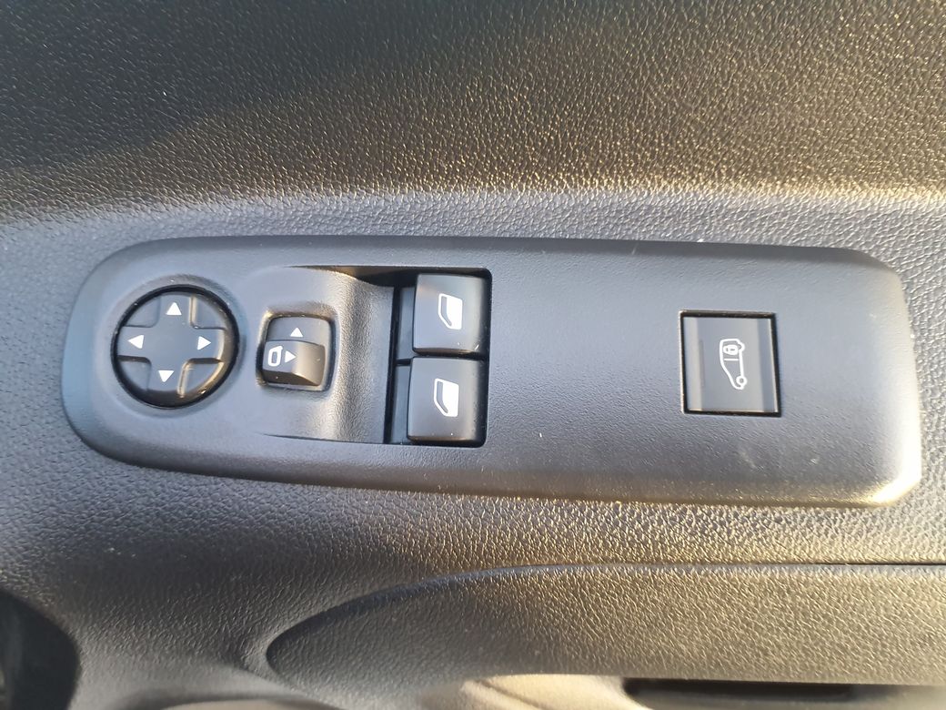 2022 Peugeot Partner