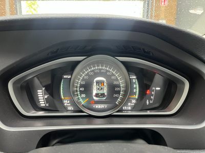 2019 Volvo V40