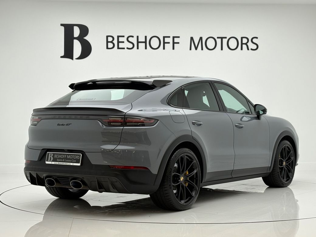 2023 Porsche Cayenne