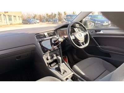 2019 Volkswagen Golf