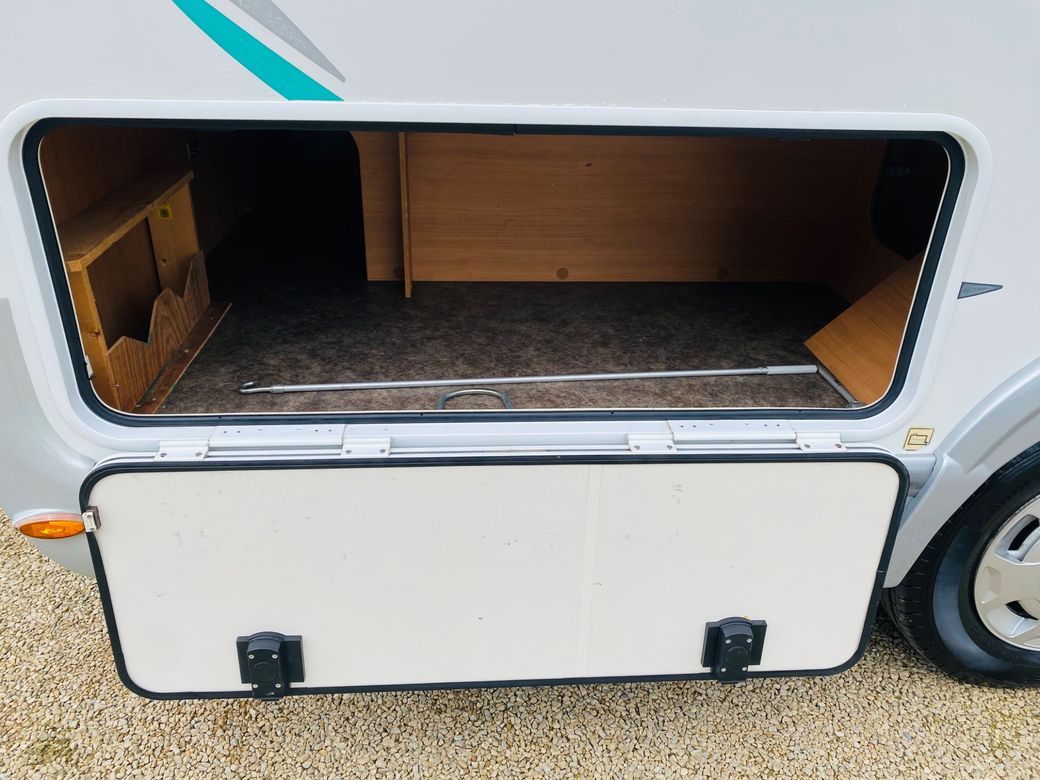 2012 CHAUSSON FLASH 14 LOW PROFILE 