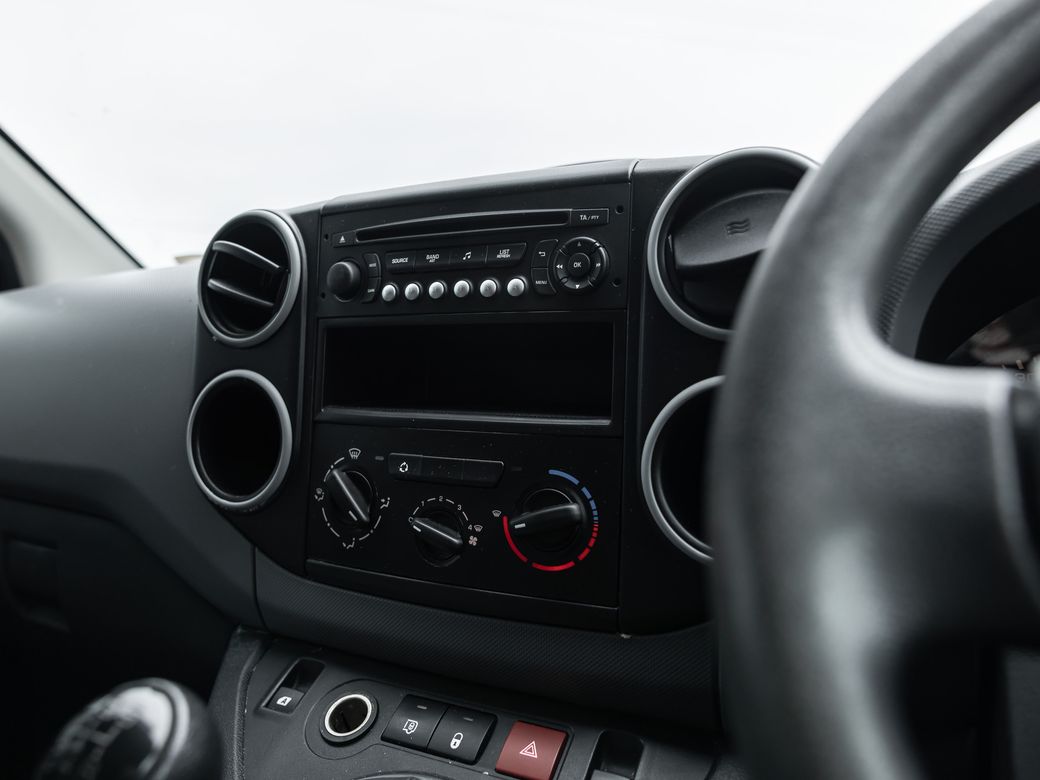 2014 Peugeot Partner